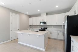 Picture of 4220 Sawtooth Court, Tavares, FL 32778