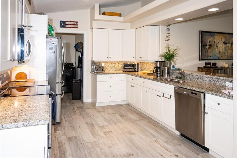 Picture of 6772 Greenview Lane, Englewood FL 34224