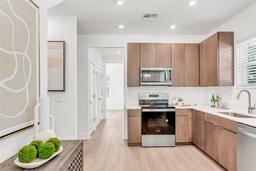 Picture of 1734 W Cherry Street, Tampa, FL 33607