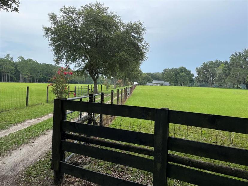 Picture of 9115 NW 170Th Street, Alachua FL 32615
