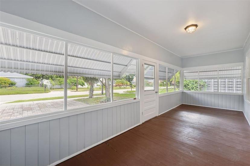 Picture of 450 Avenue B Ne, Winter Haven FL 33881