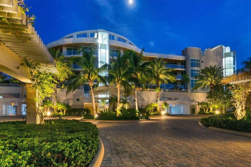 Picture of 2251 Gulf Of Mexico Drive Unit 301, Longboat Key FL 34228