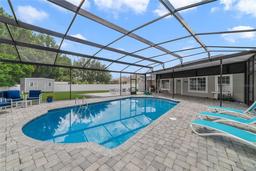 Picture of 500 Anderson Drive, Tavares, FL 32778