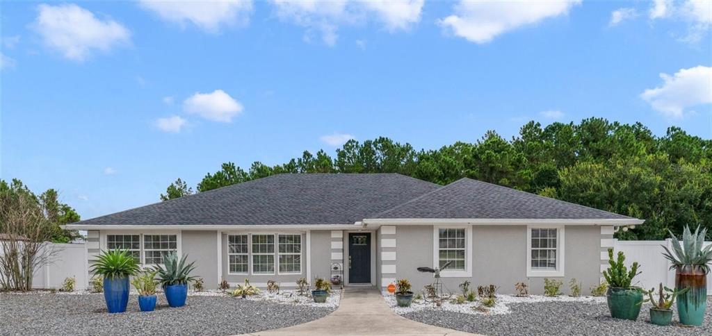 Picture of 500 Anderson Drive, Tavares, FL 32778