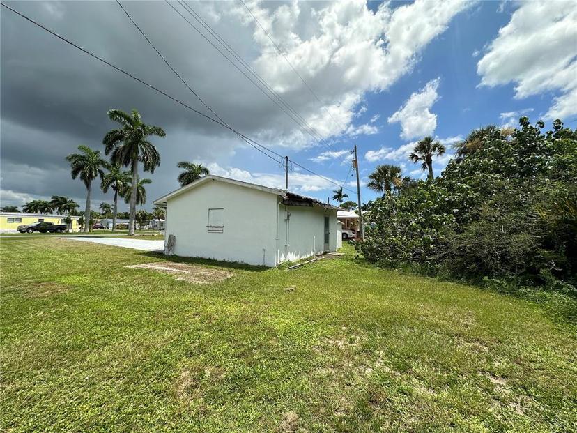 Picture of 15560 Fern Drive, Fort Myers FL 33908