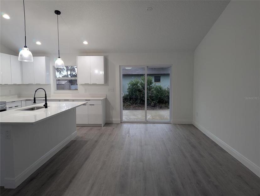 Picture of 14018 Barlington Street, Spring Hill FL 34609