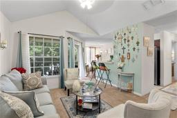 Picture of 1069 S Hiawassee Road Unit 1336, Orlando, FL 32835