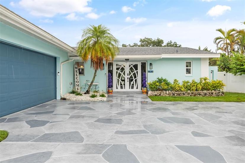 Picture of 5690 Bayview Drive, Seminole FL 33772