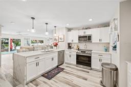 Picture of 5690 Bayview Drive, Seminole, FL 33772