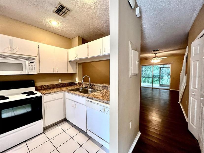 Picture of 8628 Hunters Key Circle, Tampa FL 33647