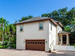 Picture of 2501 N Dundee Street, Tampa, FL 33629