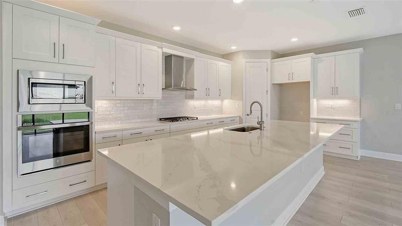 Picture of 4910 Carova Way, Lakewood Ranch FL 34211