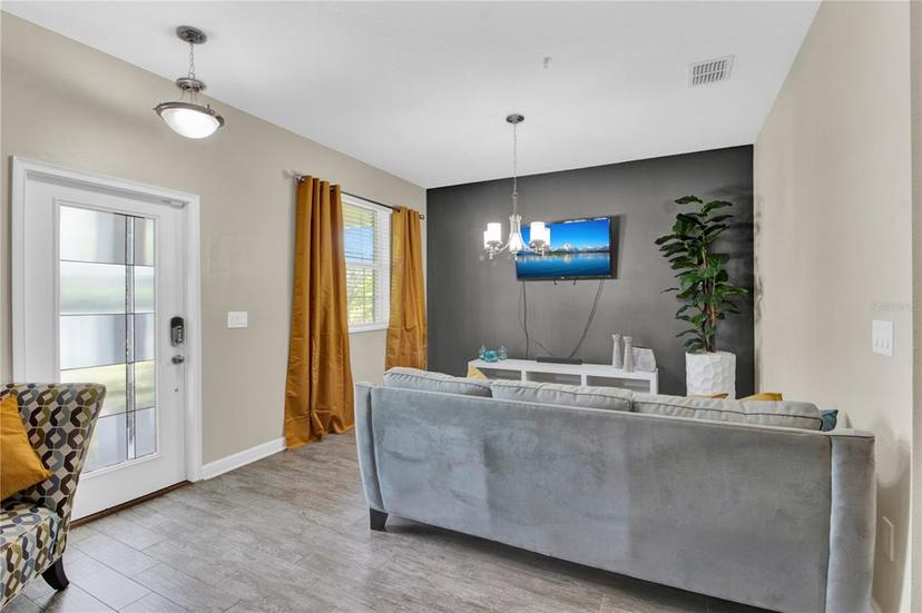 Picture of 11918 Sonnet Avenue, Orlando FL 32832