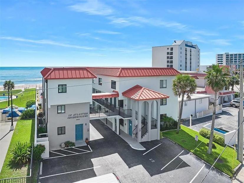 Picture of 1404 N Atlantic Avenue Unit 4, Daytona Beach FL 32118