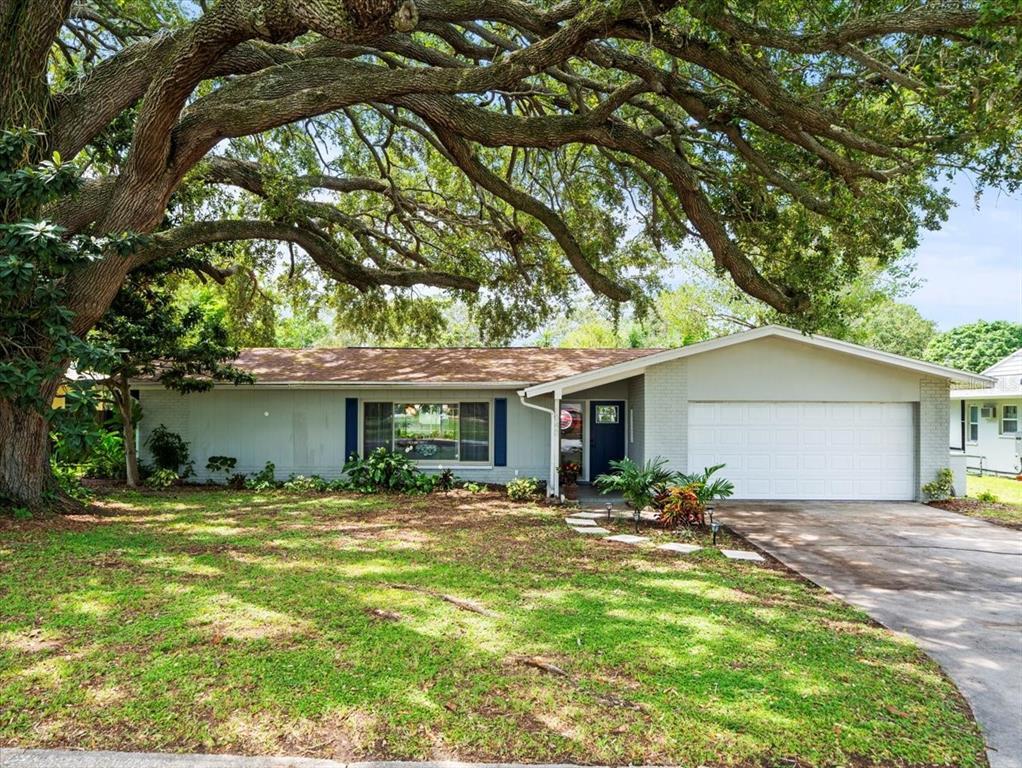Picture of 1943 Jeffords Street, Clearwater, FL 33764