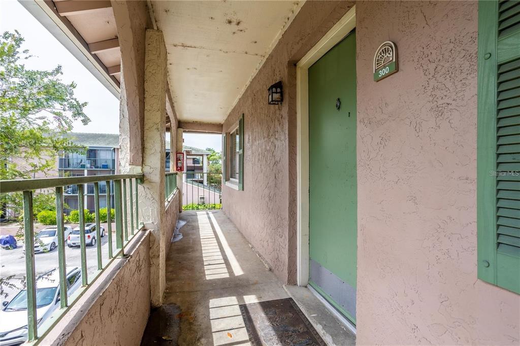 Picture of 109 Oyster Bay Circle Unit 300, Altamonte Springs, FL 32701