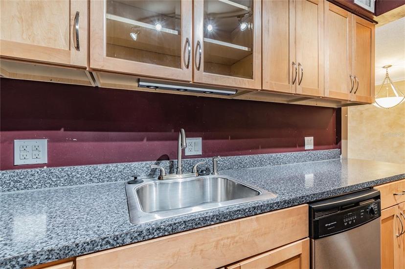 Picture of 4611 W Fig Street Unit 304, Tampa FL 33609