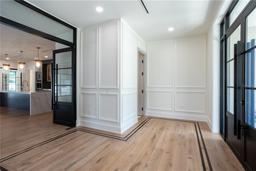 Picture of 3305 W Beaumont Street, Tampa, FL 33611