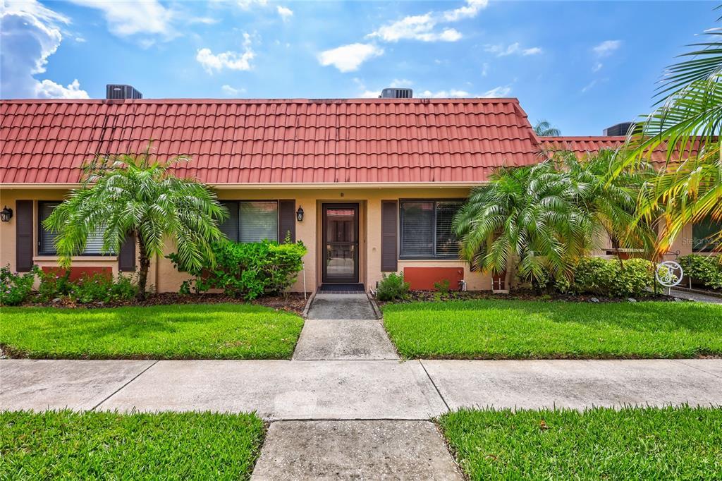 Picture of 19029 Us Highway 19 N Unit 12B, Clearwater, FL 33764
