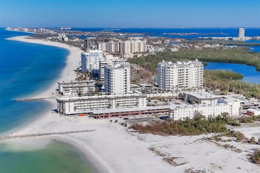 Picture of 2100 Benjamin Franklin Drive Unit 105, Sarasota FL 34236
