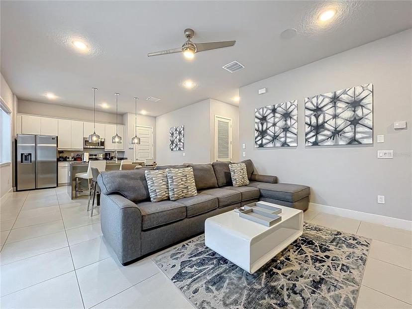 Picture of 7740 Sandy Ridge Drive Unit 100, Reunion FL 34747