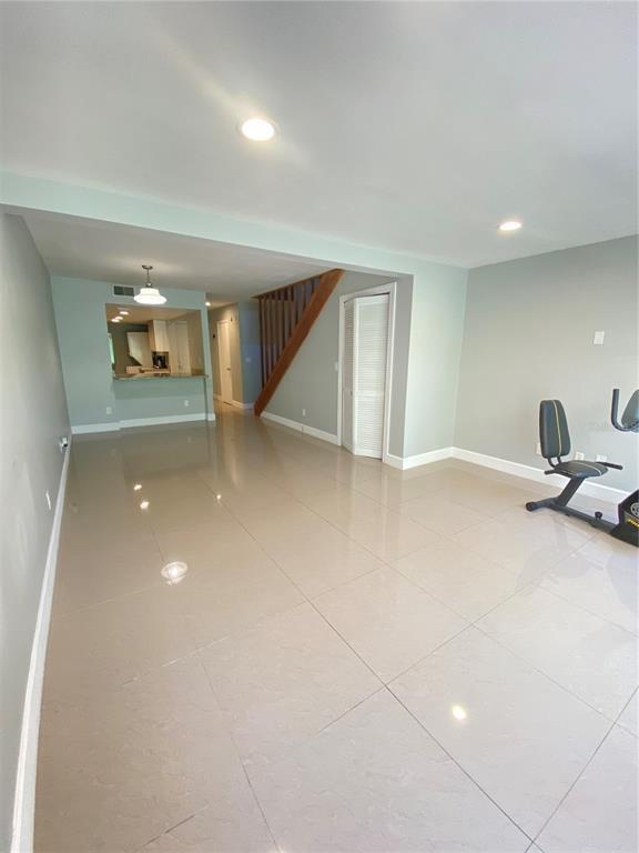 Picture of 5341 Indian Creek Drive Unit B, Orlando FL 32811