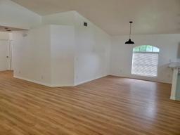 Picture of 1025 W Lake Hamilton Drive, Winter Haven, FL 33881