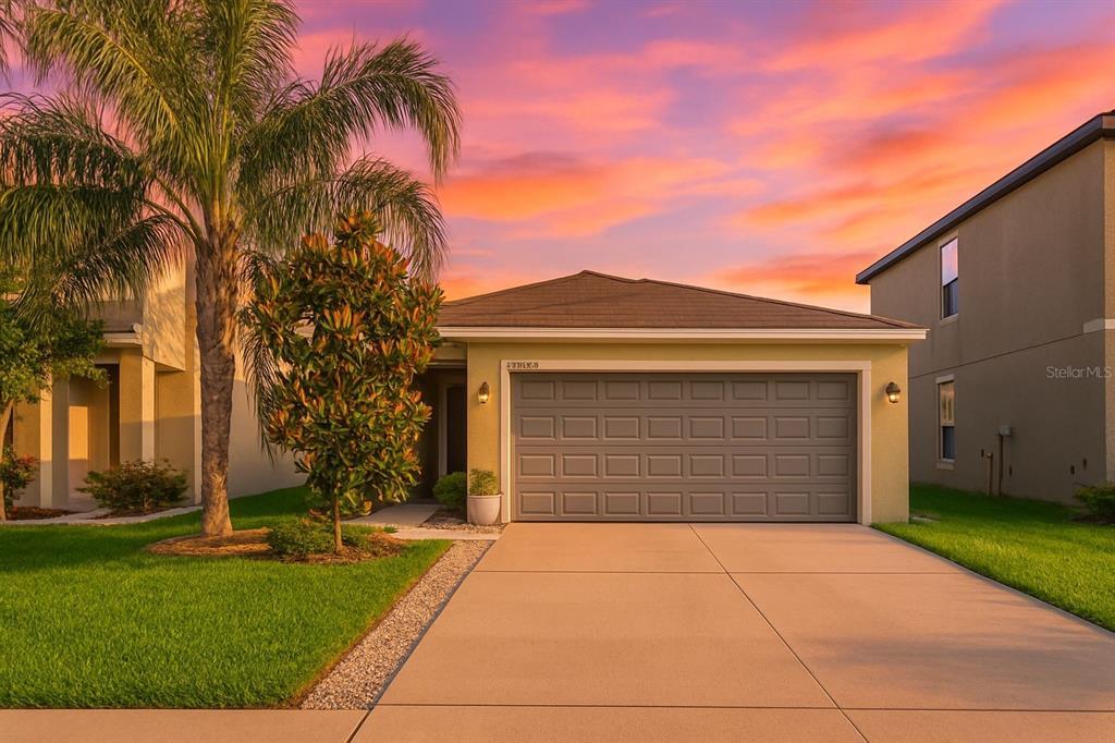 Picture of 10205 Summer Kiss Avenue, Riverview, FL 33578