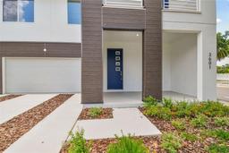 Picture of 210 E Janette Avenue, Tampa, FL 33603