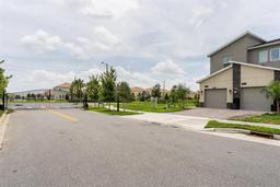 Picture of 9355 Sommerset Hills Drive Unit 9355, Davenport, FL 33896