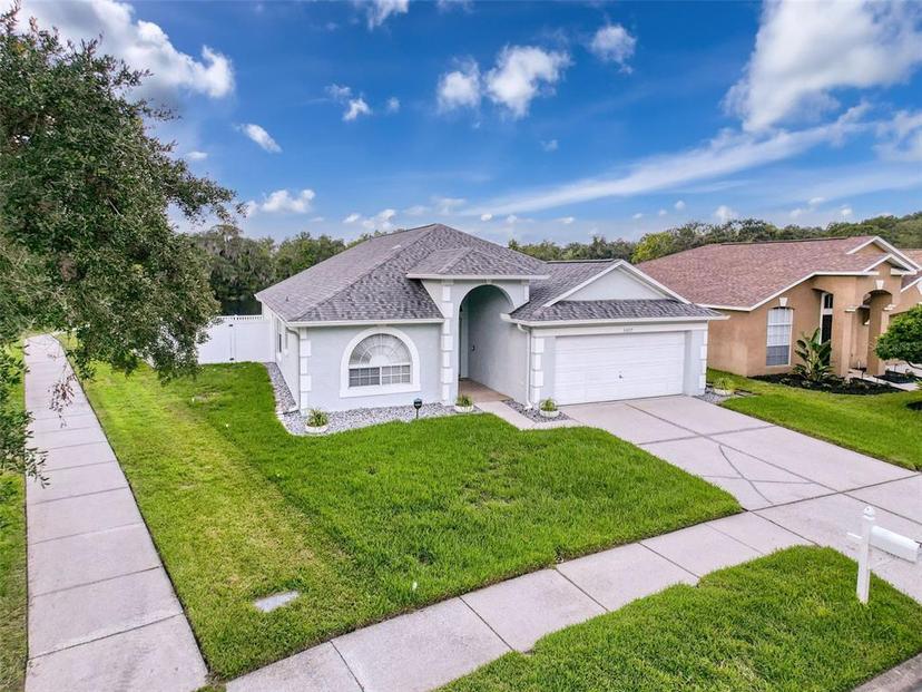 Picture of 3327 Golden Eagle Drive, Land O Lakes FL 34639