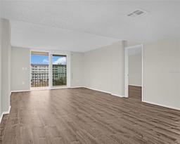 Picture of 9 Haig Place Unit 612, Dunedin, FL 34698