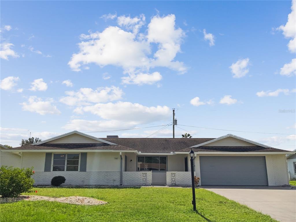 Picture of 716 Fox Hills Drive, Sun City Center, FL 33573