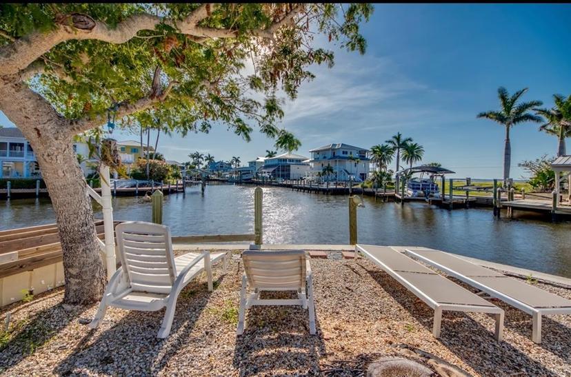 Picture of 2292 Sapodilla Lane, St James City FL 33956