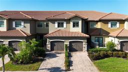 Picture of 13506 Messina Loop Unit 105, Bradenton, FL 34211