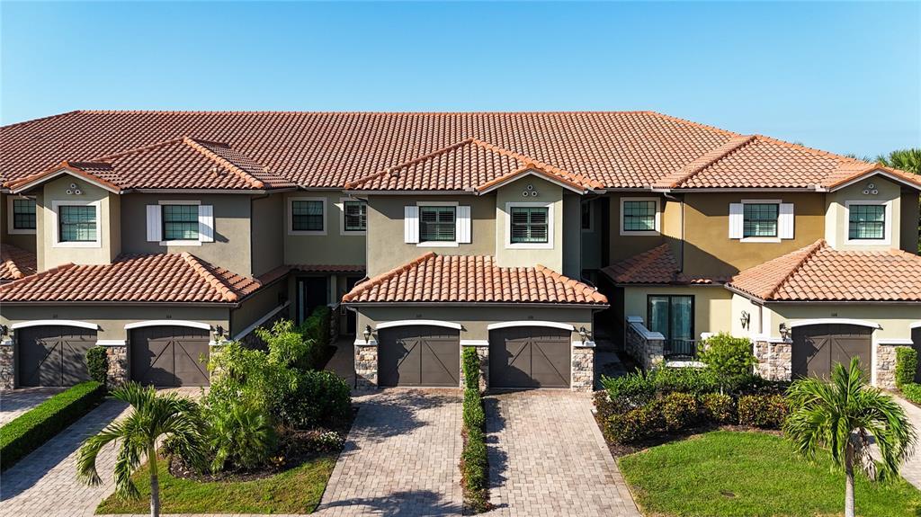 Picture of 13506 Messina Loop Unit 105, Bradenton, FL 34211