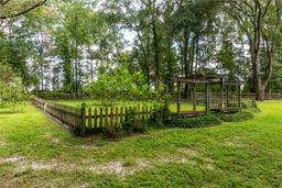Picture of 2049 NW 111Th Loop, Ocala, FL 34475