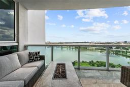 Picture of 231 Riverside Drive Unit 1507, Holly Hill, FL 32117
