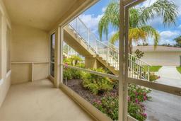 Picture of 200 Gardens Edge Drive Unit 213, Venice, FL 34285