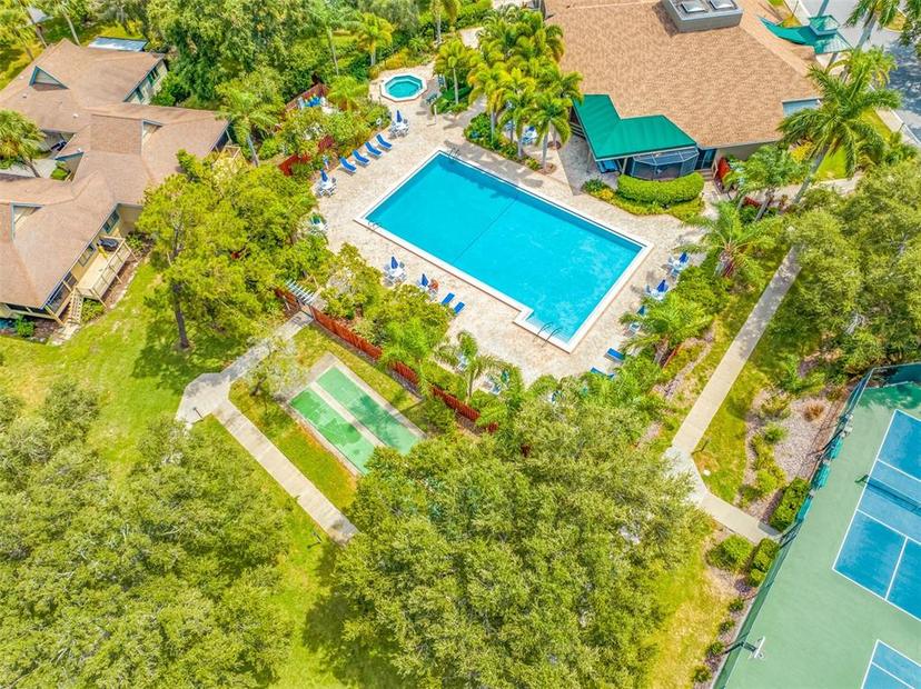 Picture of 1008 Blue Heron Way, Tarpon Springs FL 34689