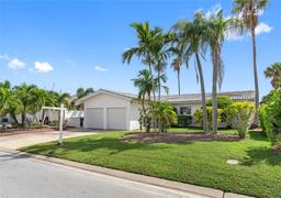 Picture of 11220 9Th Street E, Treasure Island, FL 33706