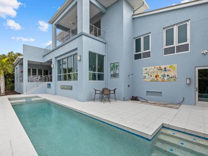 Picture of 705 Jungle Queen Way, Longboat Key FL 34228
