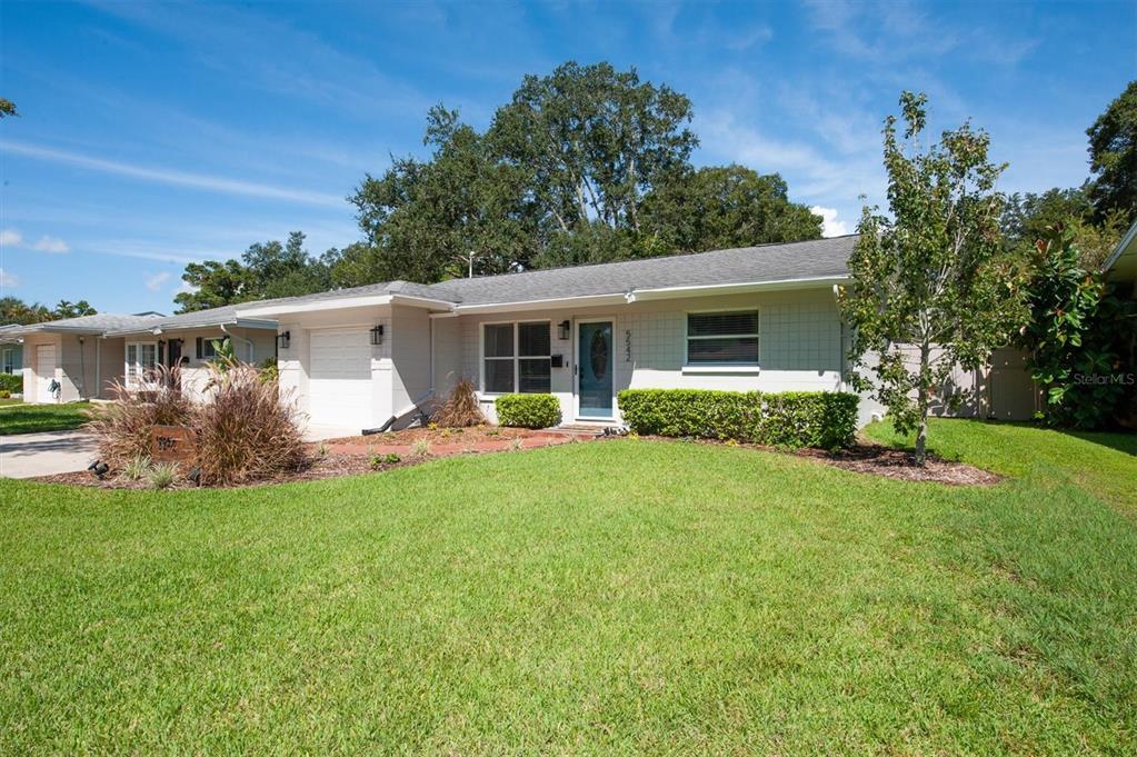 Picture of 5542 Atlantic Avenue N, St Petersburg, FL 33703