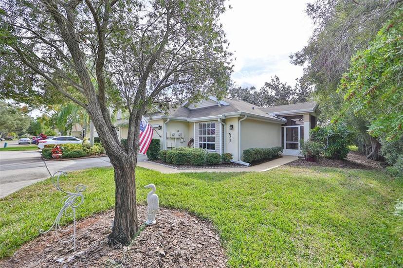Picture of 2447 Nantucket Harbor Loop Unit 112, Sun City Center FL 33573