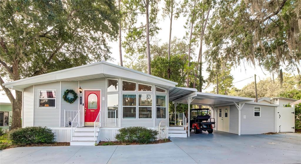 Picture of 2092 Culbreath Road Unit B27, Brooksville, FL 34602