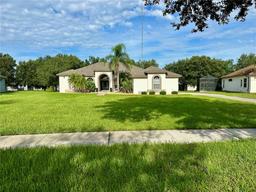 Picture of 12384 Creek Edge Drive, Riverview, FL 33579