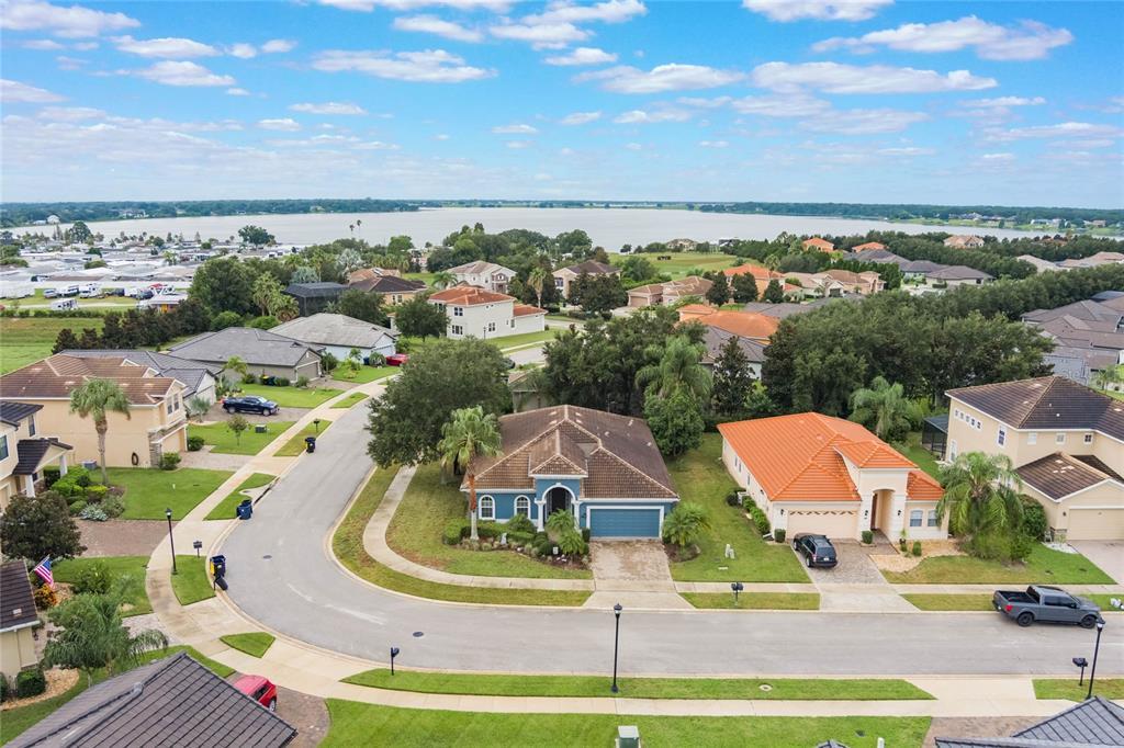 Picture of 329 Lake Vista Drive, Auburndale, FL 33823