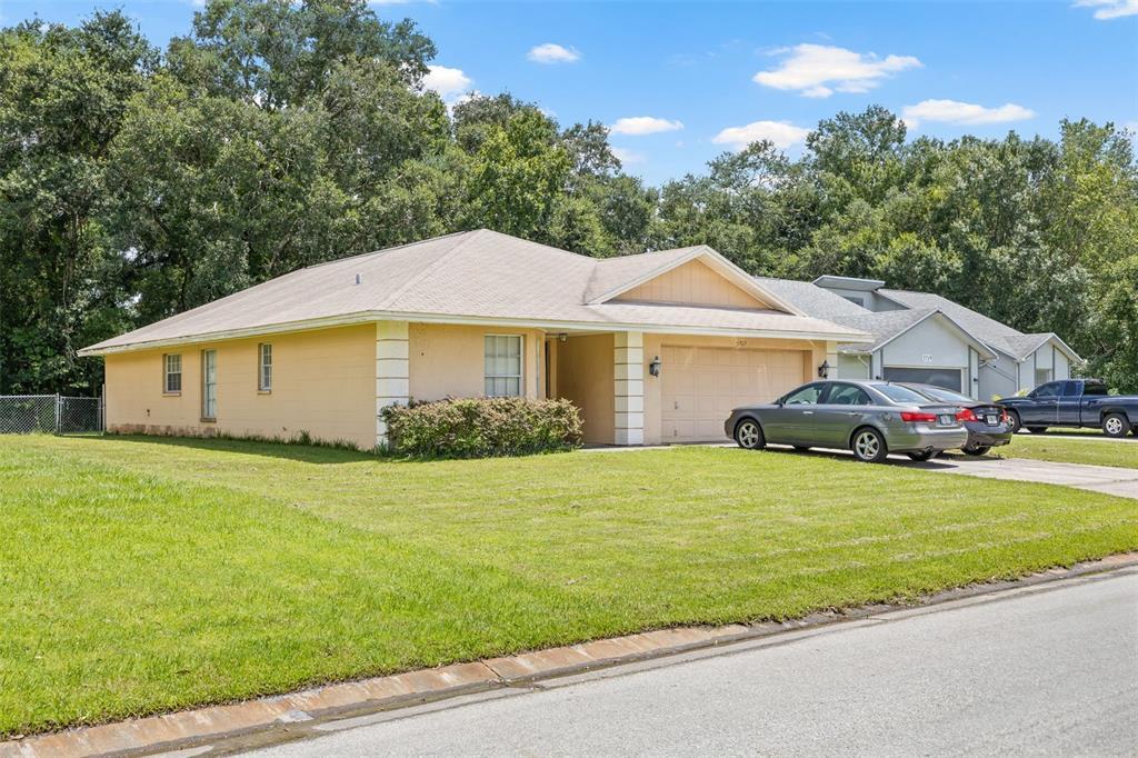 Picture of 5727 Bambi Drive, Lakeland, FL 33809