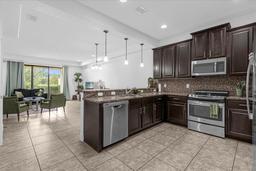 Picture of 8110 Roseville Road, Davenport, FL 33896