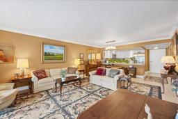 Picture of 101 S Gulfstream Avenue Unit 4A, Sarasota, FL 34236
